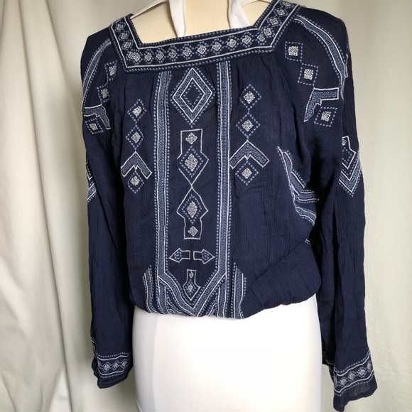 Embroidered long sleeve tunic - Picture 2 of 3